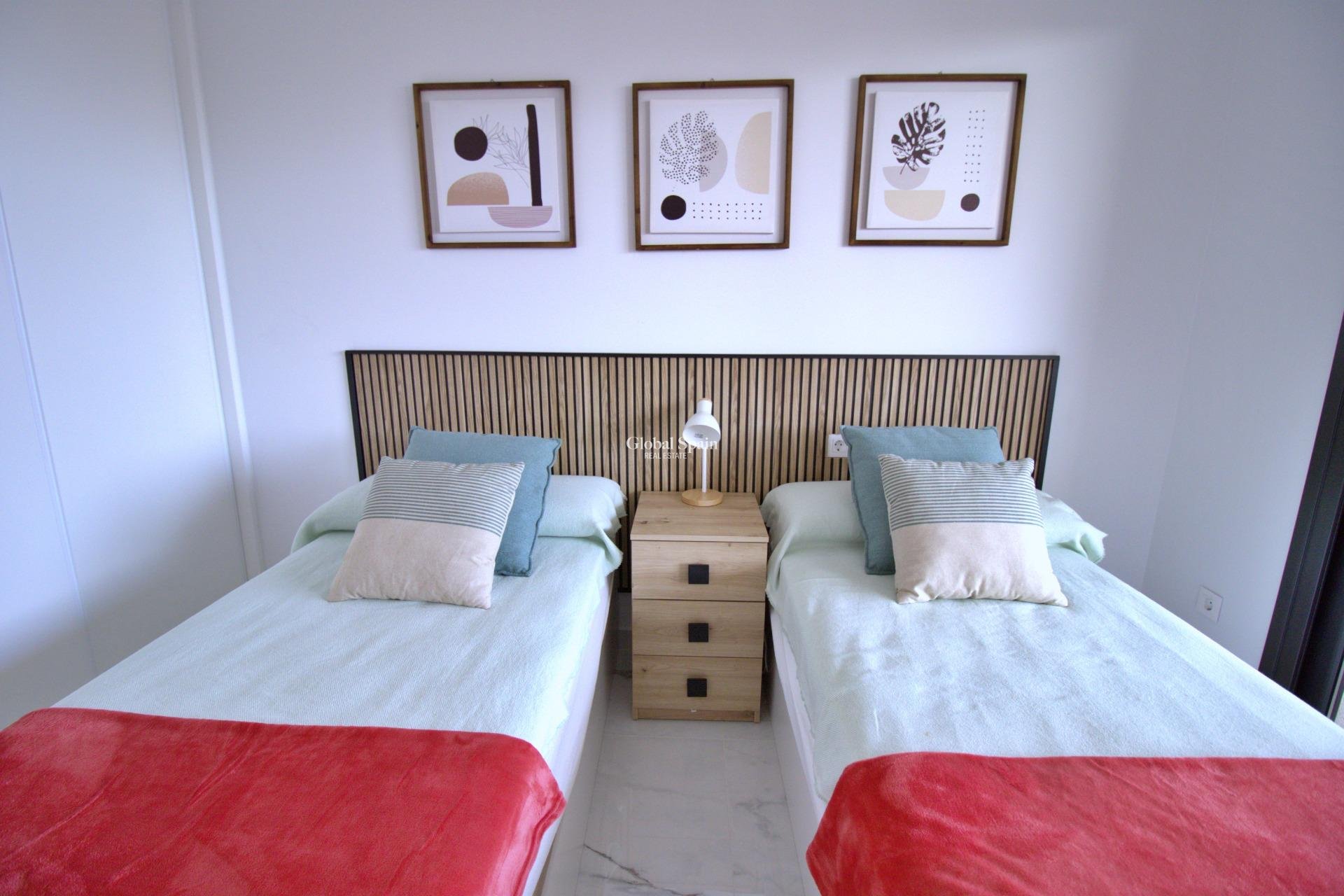 Venta - APARTAMENTO -
ORIHUELA COSTA - Punta Prima
