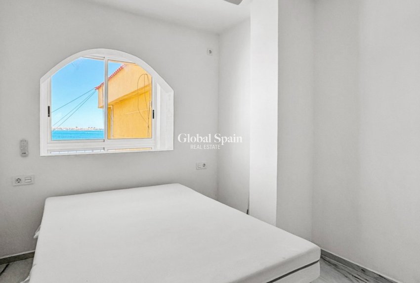 Venta - APARTAMENTO -
ORIHUELA COSTA - Punta Prima