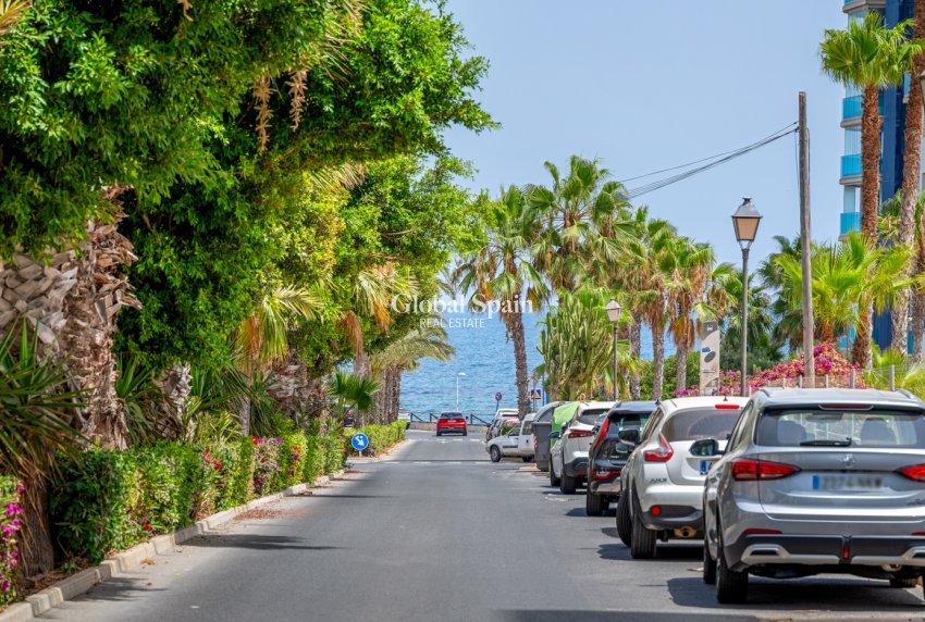 Venta - APARTAMENTO -
ORIHUELA COSTA - Punta Prima