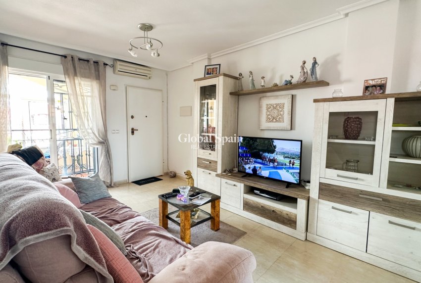 Venta - APARTAMENTO -
ORIHUELA COSTA - Punta Prima