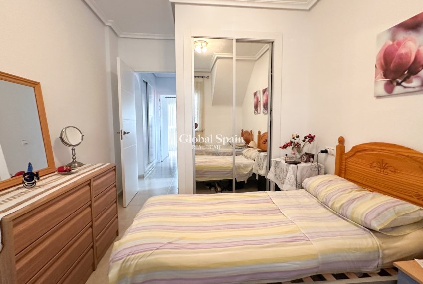 Venta - APARTAMENTO -
ORIHUELA COSTA - Punta Prima
