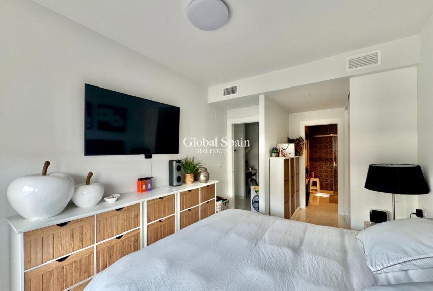 Venta - APARTAMENTO -
ORIHUELA COSTA - Punta Prima