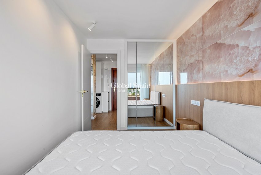 Venta - APARTAMENTO -
ORIHUELA COSTA - Punta Prima