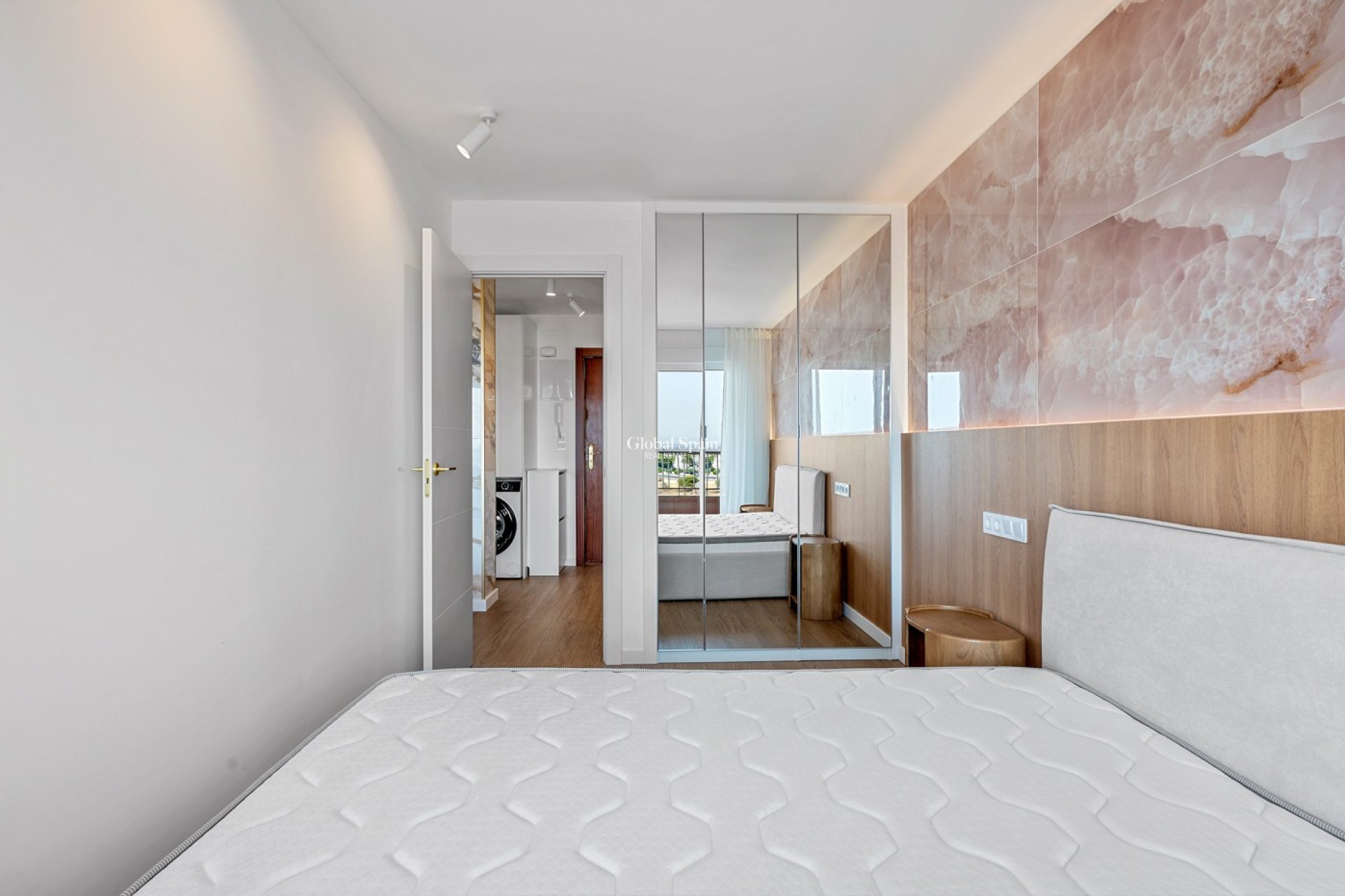 Venta - APARTAMENTO -
ORIHUELA COSTA - Punta Prima
