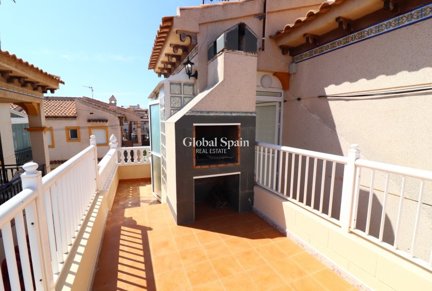 Venta - APARTAMENTO -
Orihuela Costa - Punta Prima