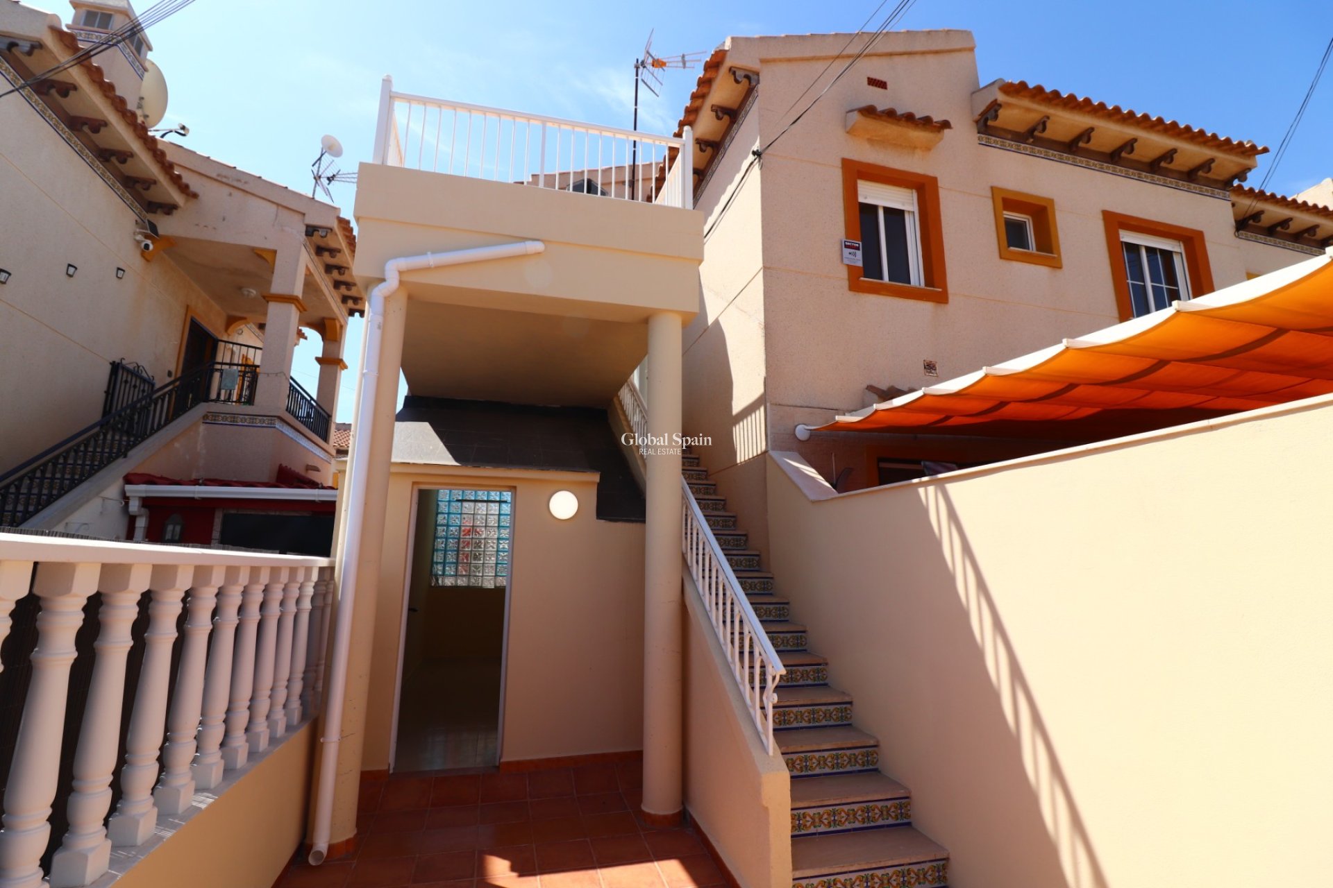 Venta - APARTAMENTO -
Orihuela Costa - Punta Prima