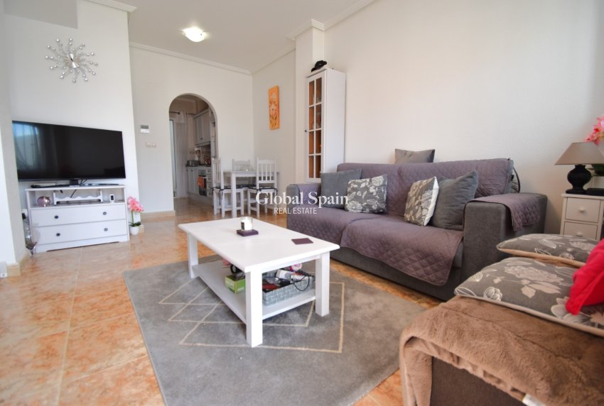 Venta - APARTAMENTO -
Orihuela Costa - Punta Prima