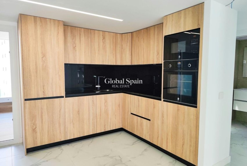 Venta - APARTAMENTO -
ORIHUELA COSTA - Punta Prima