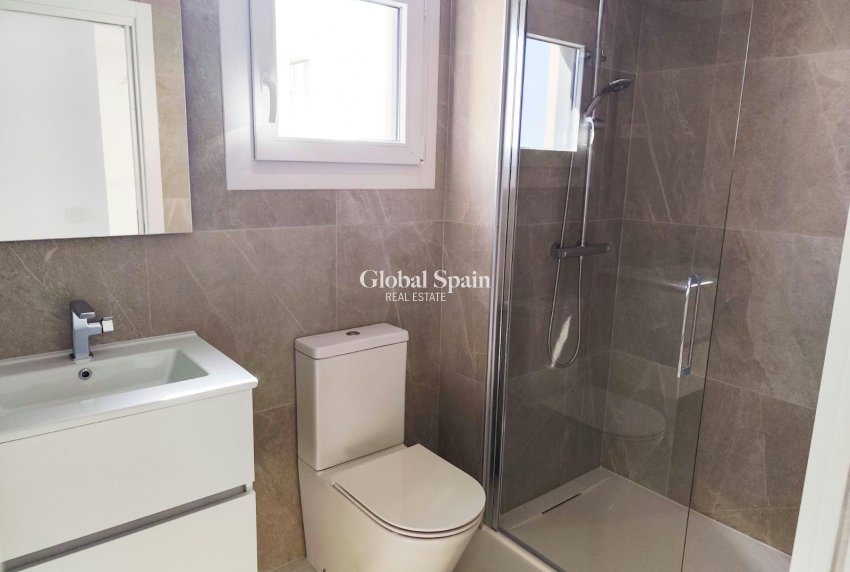 Venta - APARTAMENTO -
ORIHUELA COSTA - Punta Prima