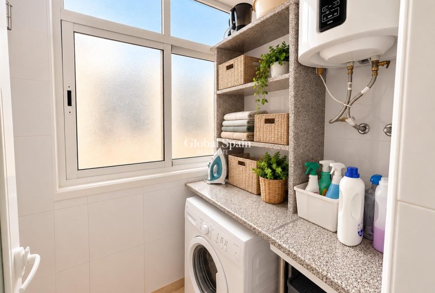 Venta - APARTAMENTO -
ORIHUELA COSTA - Punta Prima