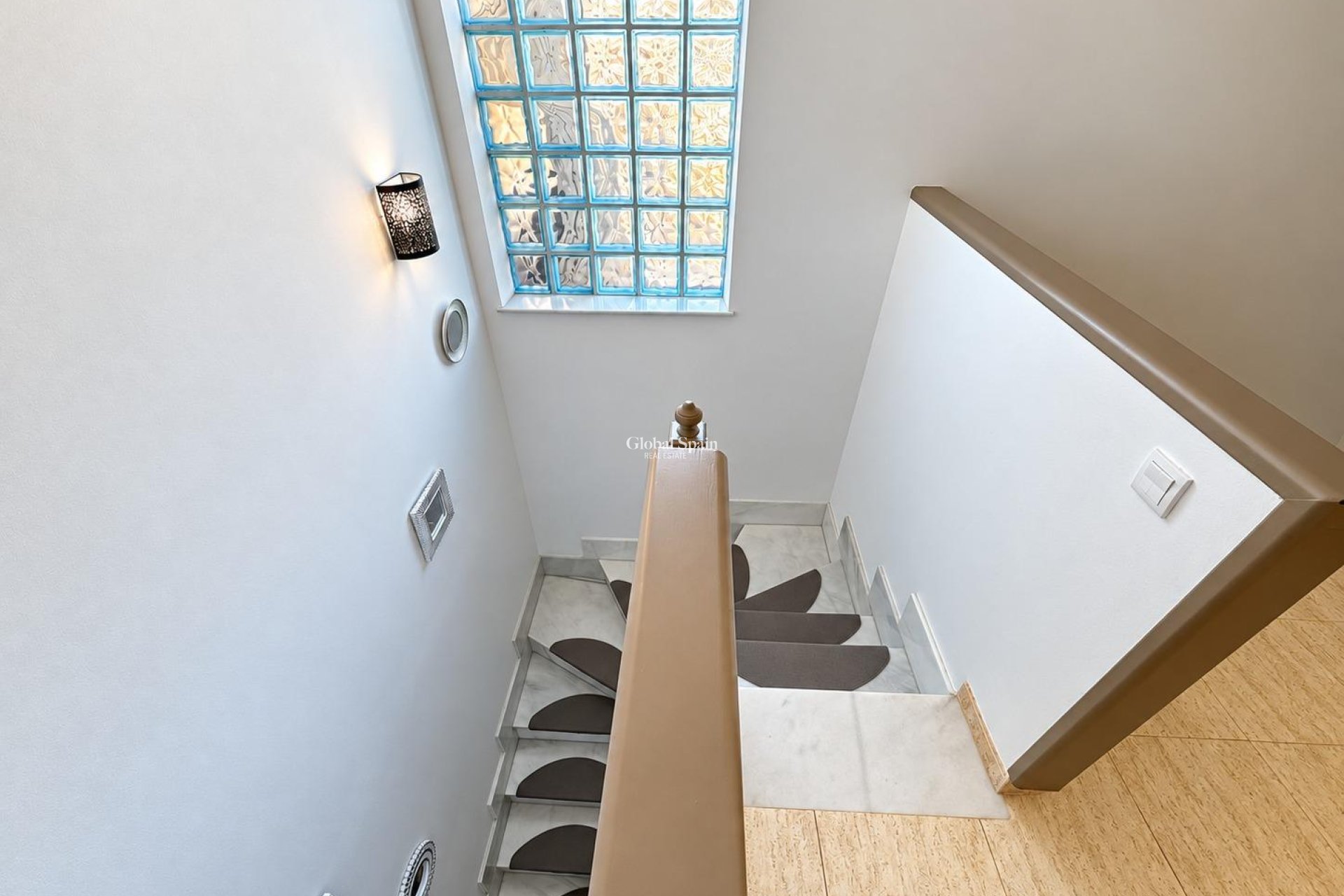 Venta - APARTAMENTO -
ORIHUELA COSTA - Punta Prima