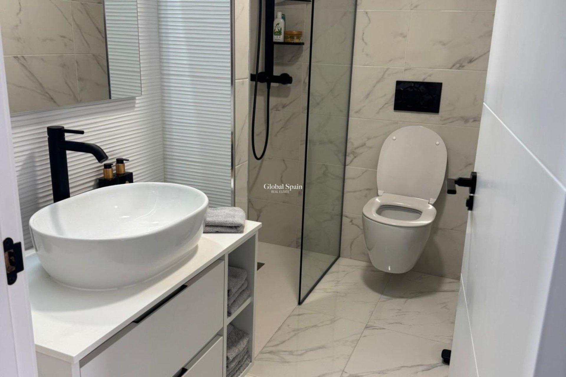 Venta - APARTAMENTO -
ORIHUELA COSTA - Rocio Del Mar
