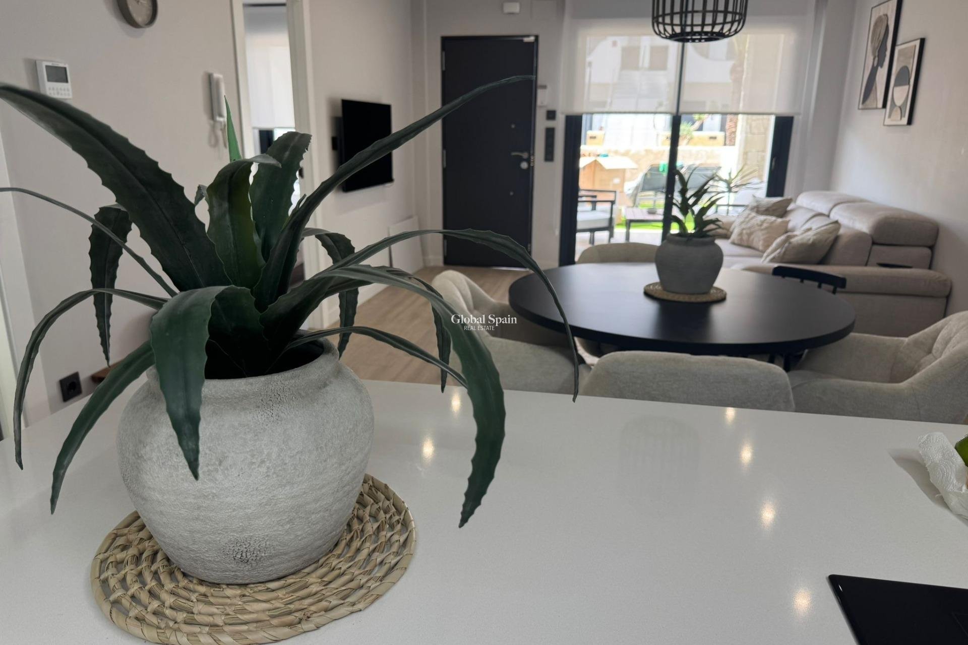 Venta - APARTAMENTO -
ORIHUELA COSTA - Rocio Del Mar