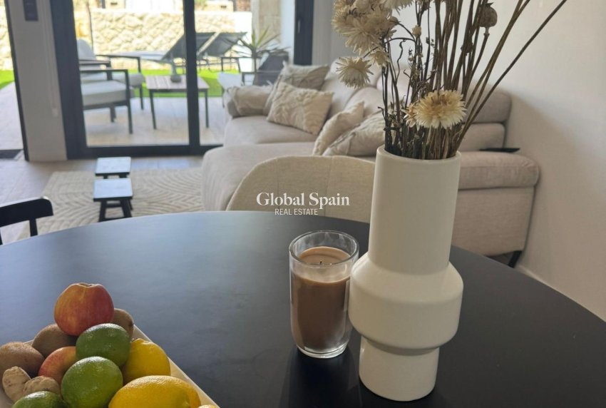 Venta - APARTAMENTO -
ORIHUELA COSTA - Rocio Del Mar