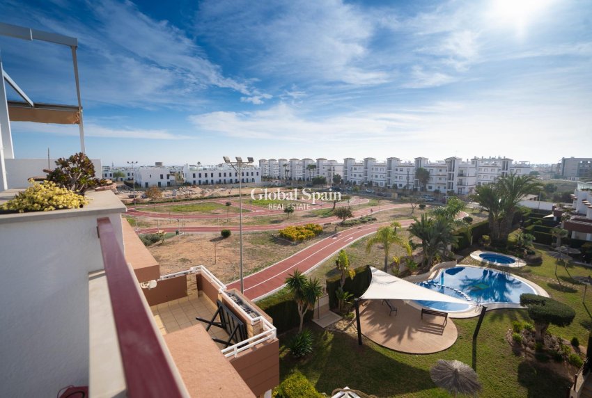 Venta - APARTAMENTO -
ORIHUELA COSTA - Rocio Del Mar