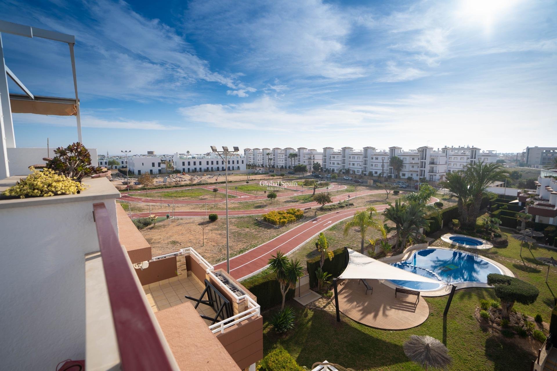 Venta - APARTAMENTO -
ORIHUELA COSTA - Rocio Del Mar