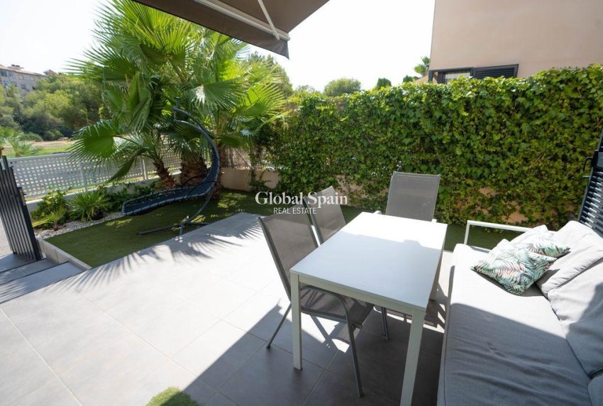 Venta - APARTAMENTO -
ORIHUELA COSTA - Rocio Del Mar