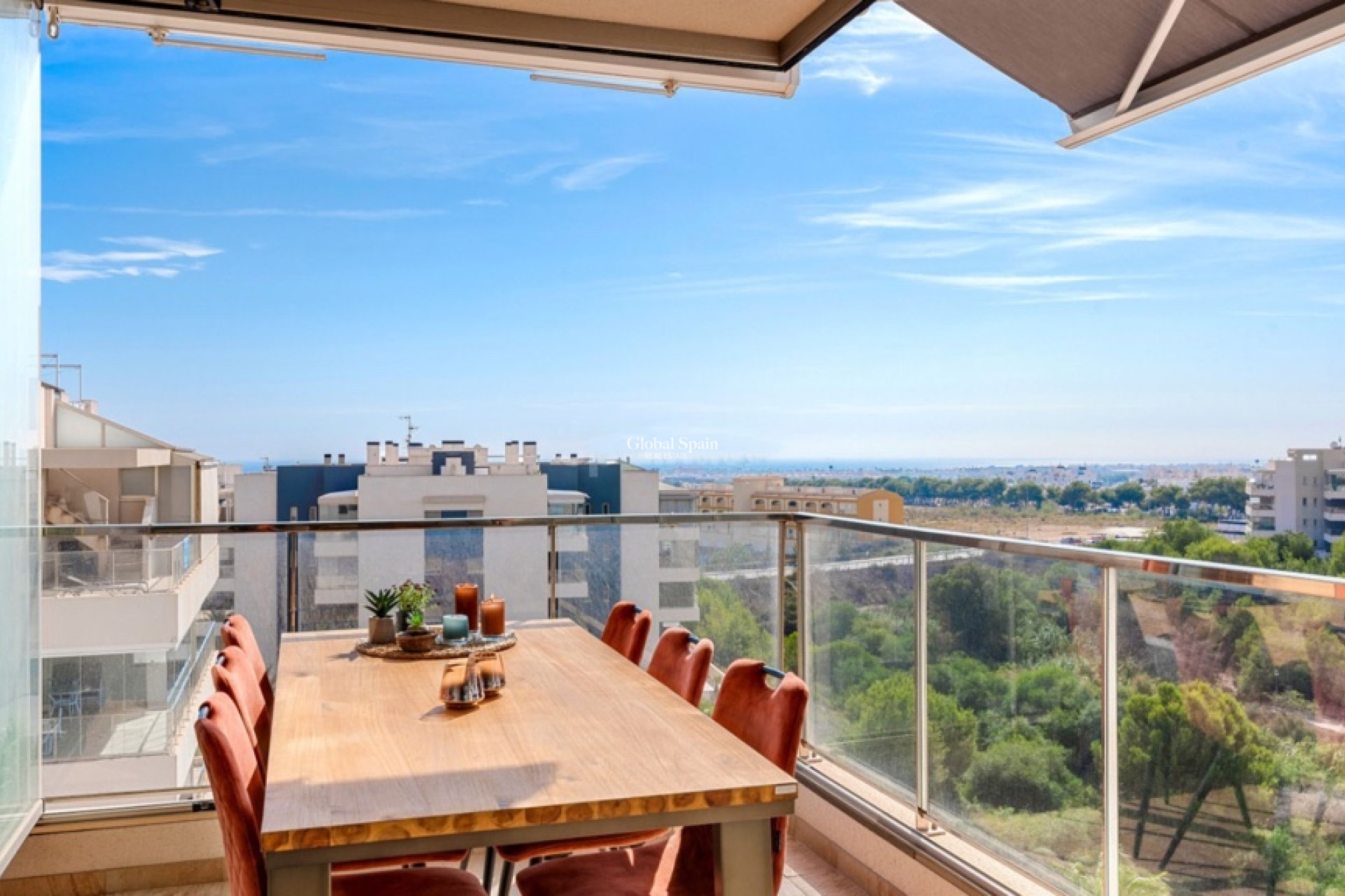 Venta - Apartamento -
ORIHUELA COSTA - VILLAMARTÍN