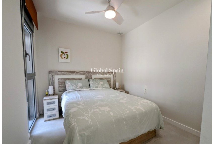 Venta - Apartamento -
ORIHUELA COSTA - VILLAMARTÍN