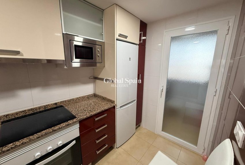 Venta - APARTAMENTO -
ORIHUELA COSTA - VILLAMARTÍN