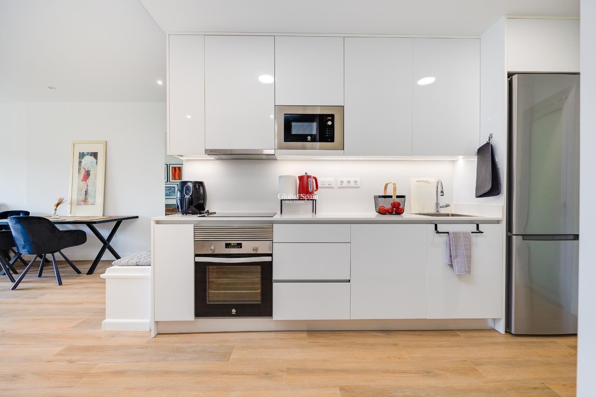 Venta - APARTAMENTO -
ORIHUELA COSTA - VILLAMARTÍN