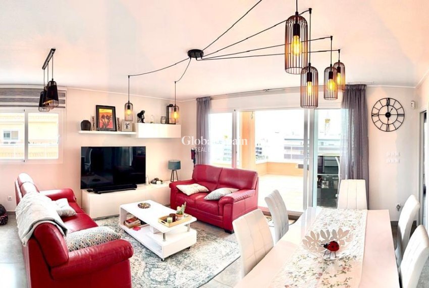 Venta - APARTAMENTO -
ORIHUELA COSTA - VILLAMARTÍN