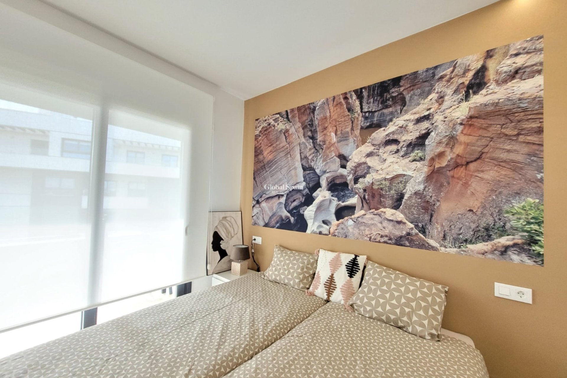 Venta - APARTAMENTO -
ORIHUELA COSTA - VILLAMARTÍN