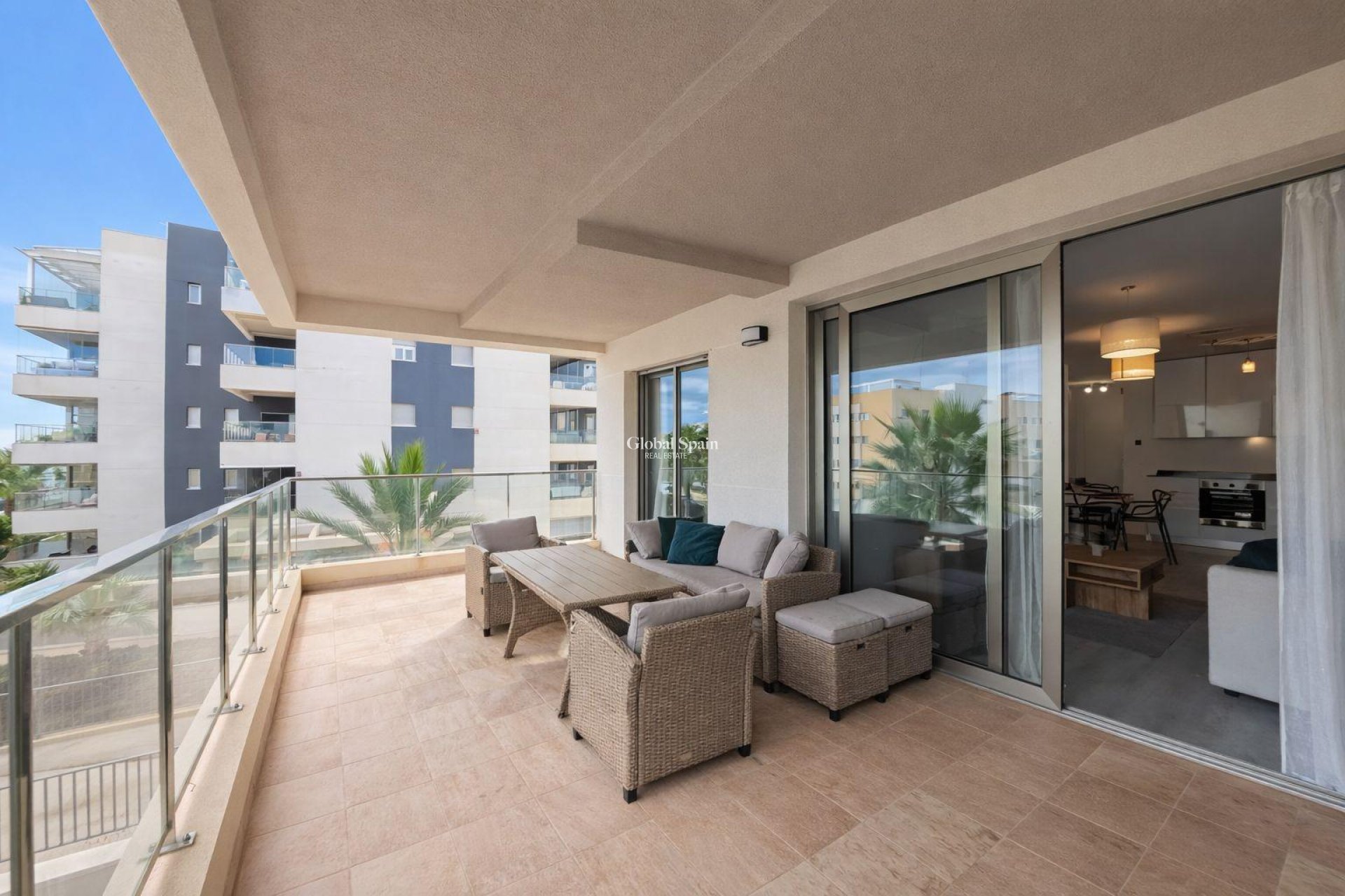 Venta - APARTAMENTO -
ORIHUELA COSTA - VILLAMARTÍN