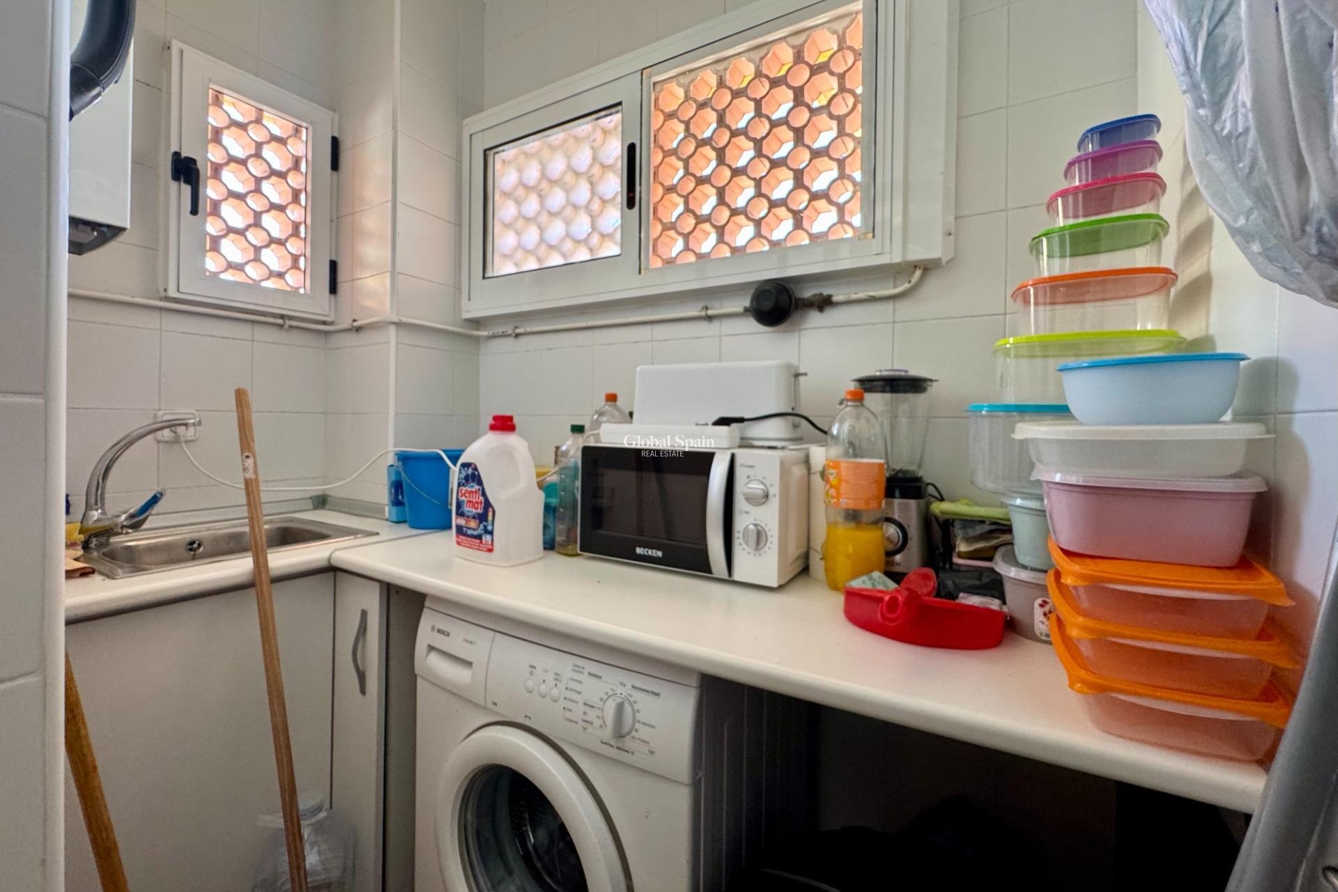 Venta - APARTAMENTO -
ORIHUELA COSTA - VILLAMARTÍN