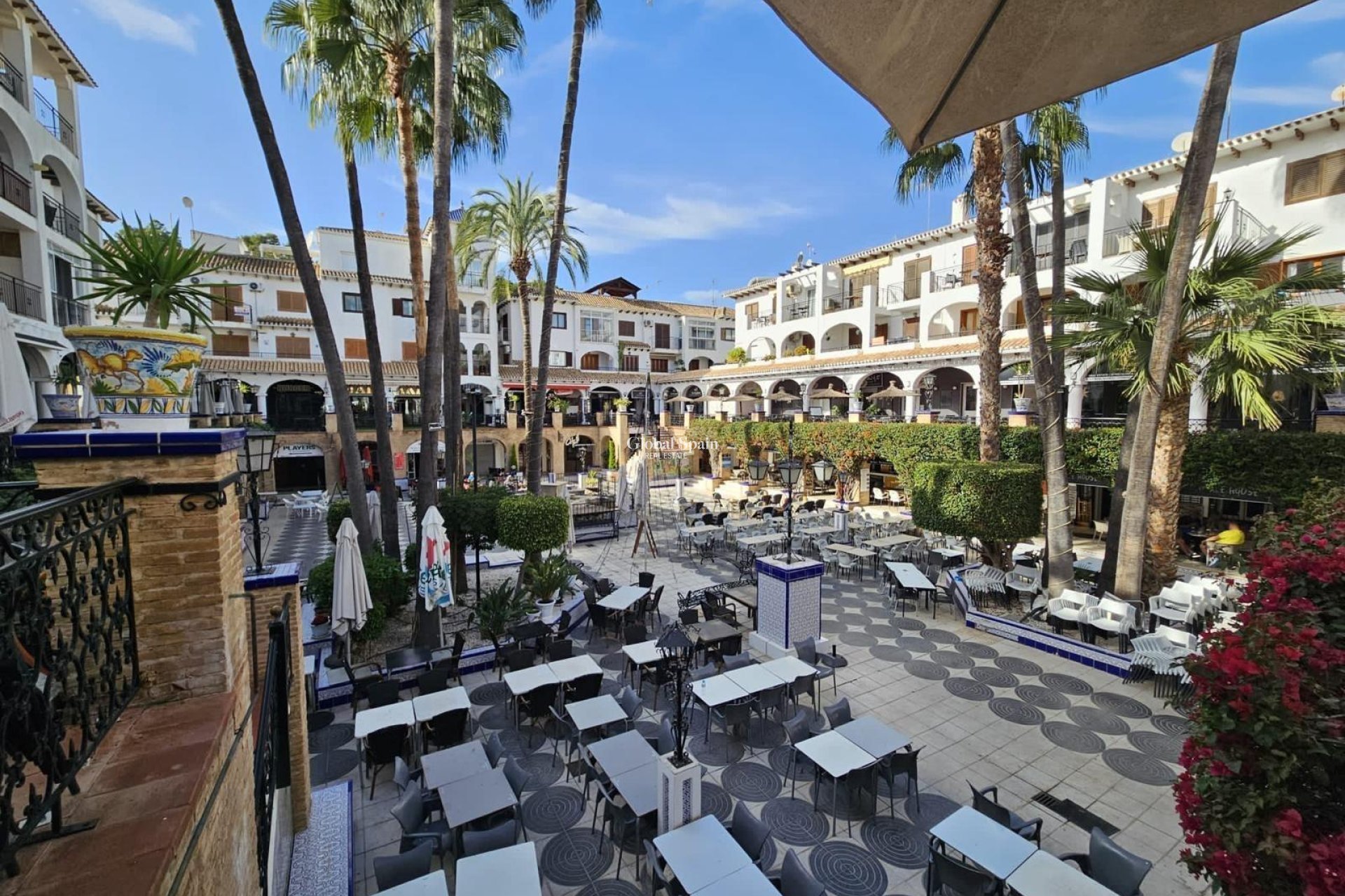 Venta - APARTAMENTO -
ORIHUELA COSTA - VILLAMARTÍN