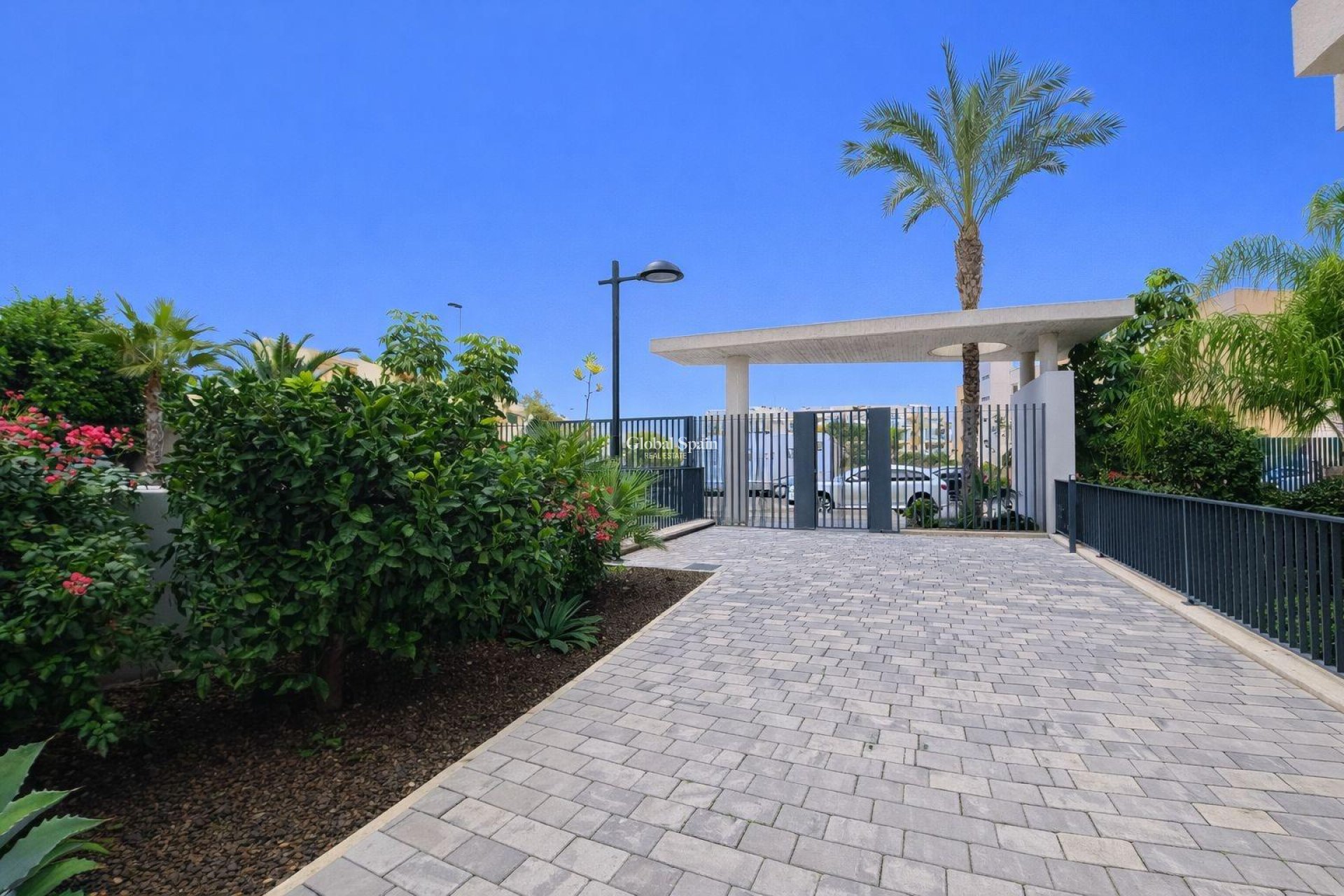 Venta - APARTAMENTO -
ORIHUELA COSTA - VILLAMARTÍN