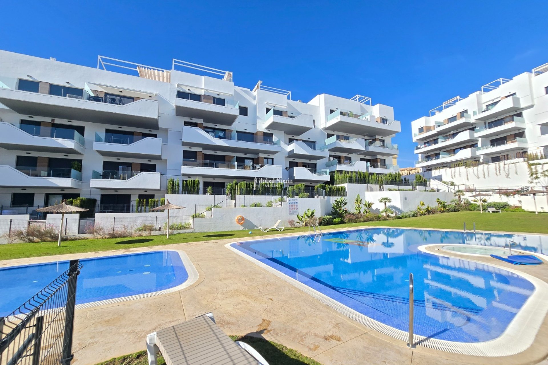 Venta - APARTAMENTO -
ORIHUELA COSTA - Villamartín *