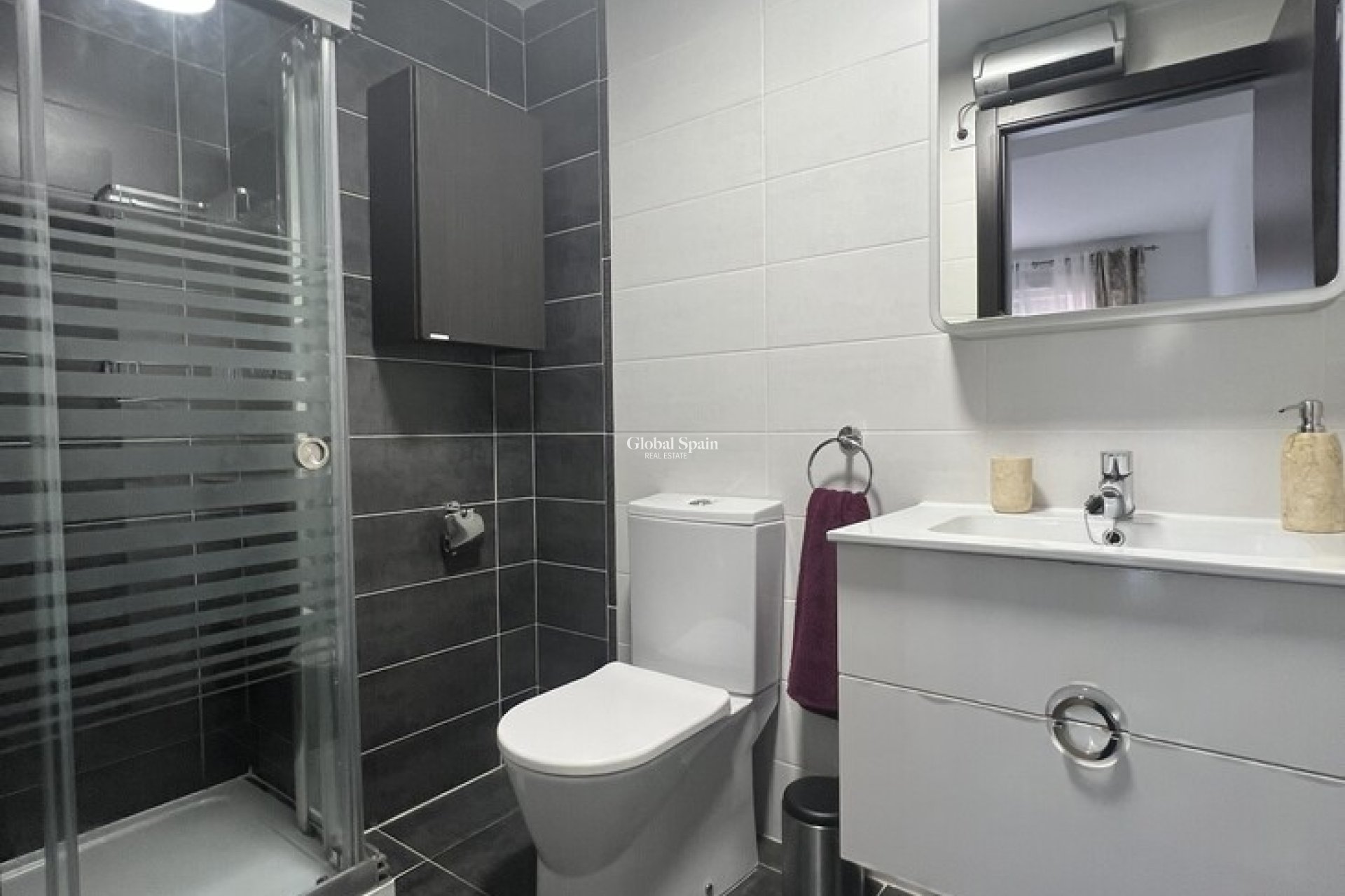 Venta - APARTAMENTO -
ORIHUELA COSTA - VILLAMARTÍN