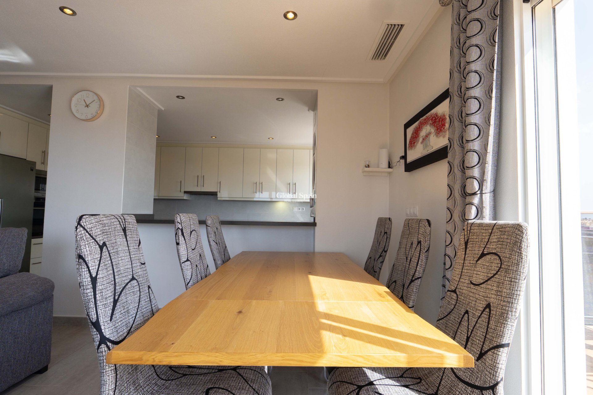 Venta - APARTAMENTO -
ORIHUELA COSTA - VILLAMARTÍN