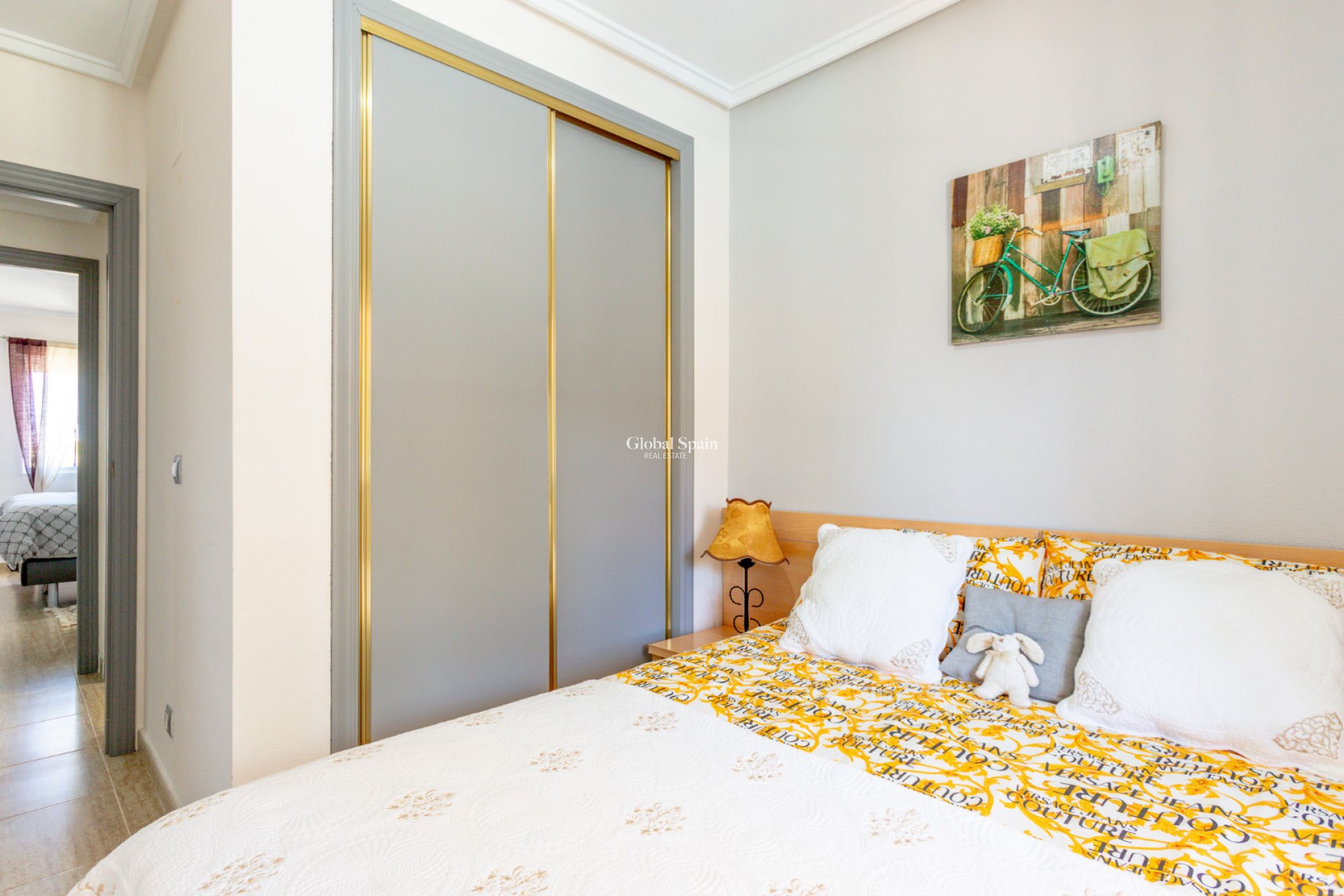 Venta - APARTAMENTO -
ORIHUELA COSTA - VILLAMARTÍN