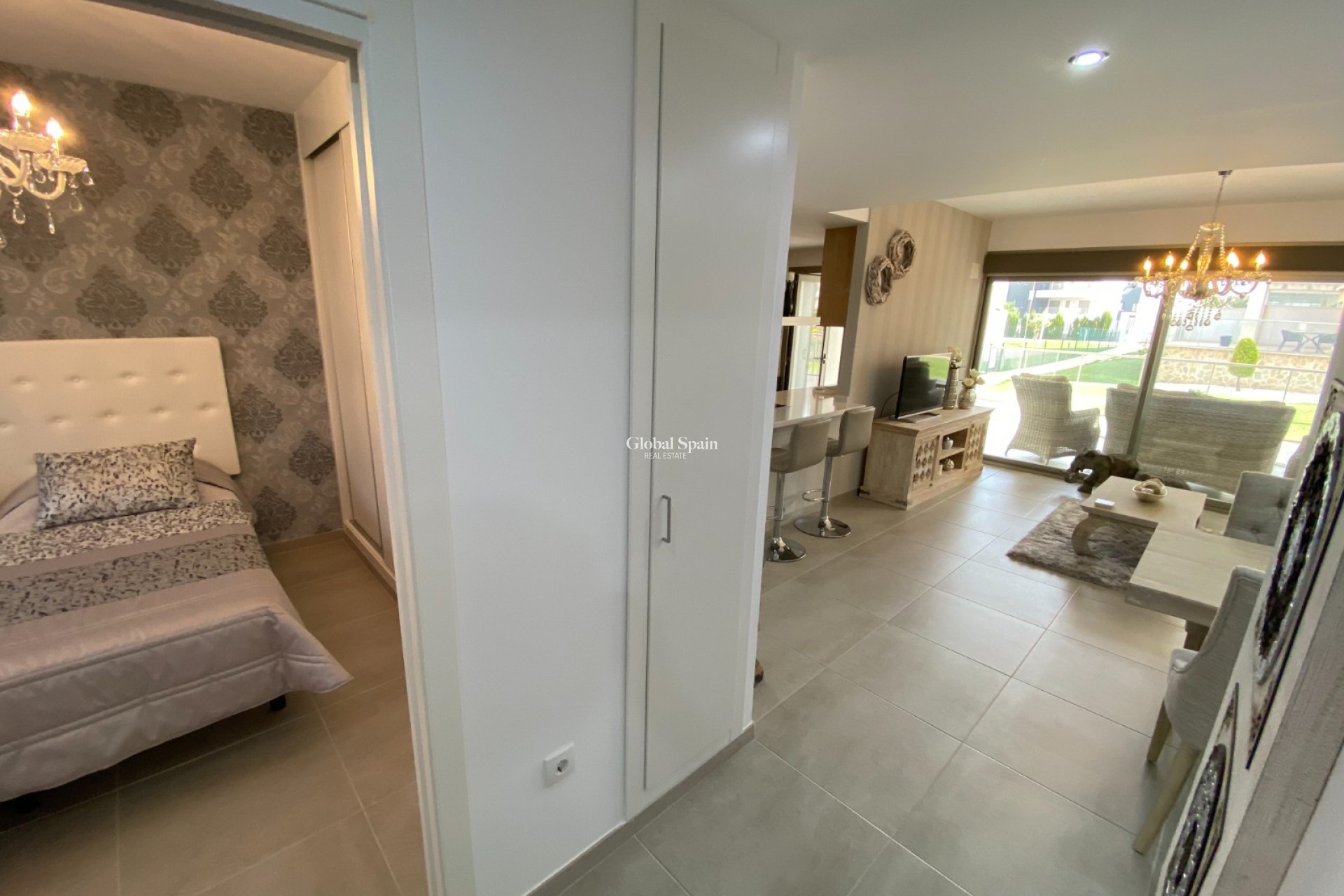 Venta - Apartamento -
ORIHUELA COSTA - VILLAMARTÍN