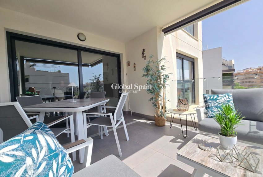 Venta - APARTAMENTO -
ORIHUELA COSTA - Villamartín *