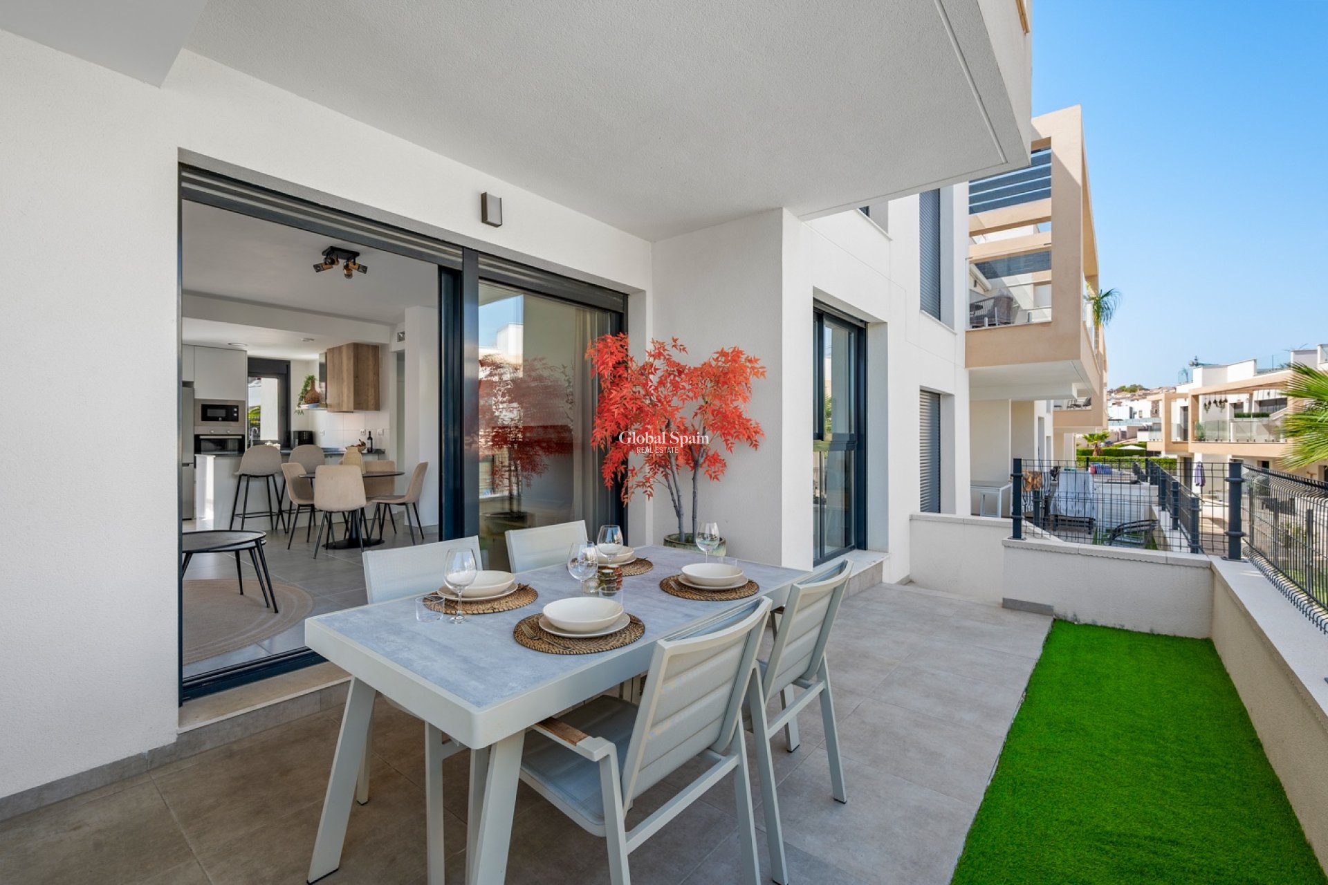 Venta - APARTAMENTO -
ORIHUELA COSTA - VILLAMARTÍN