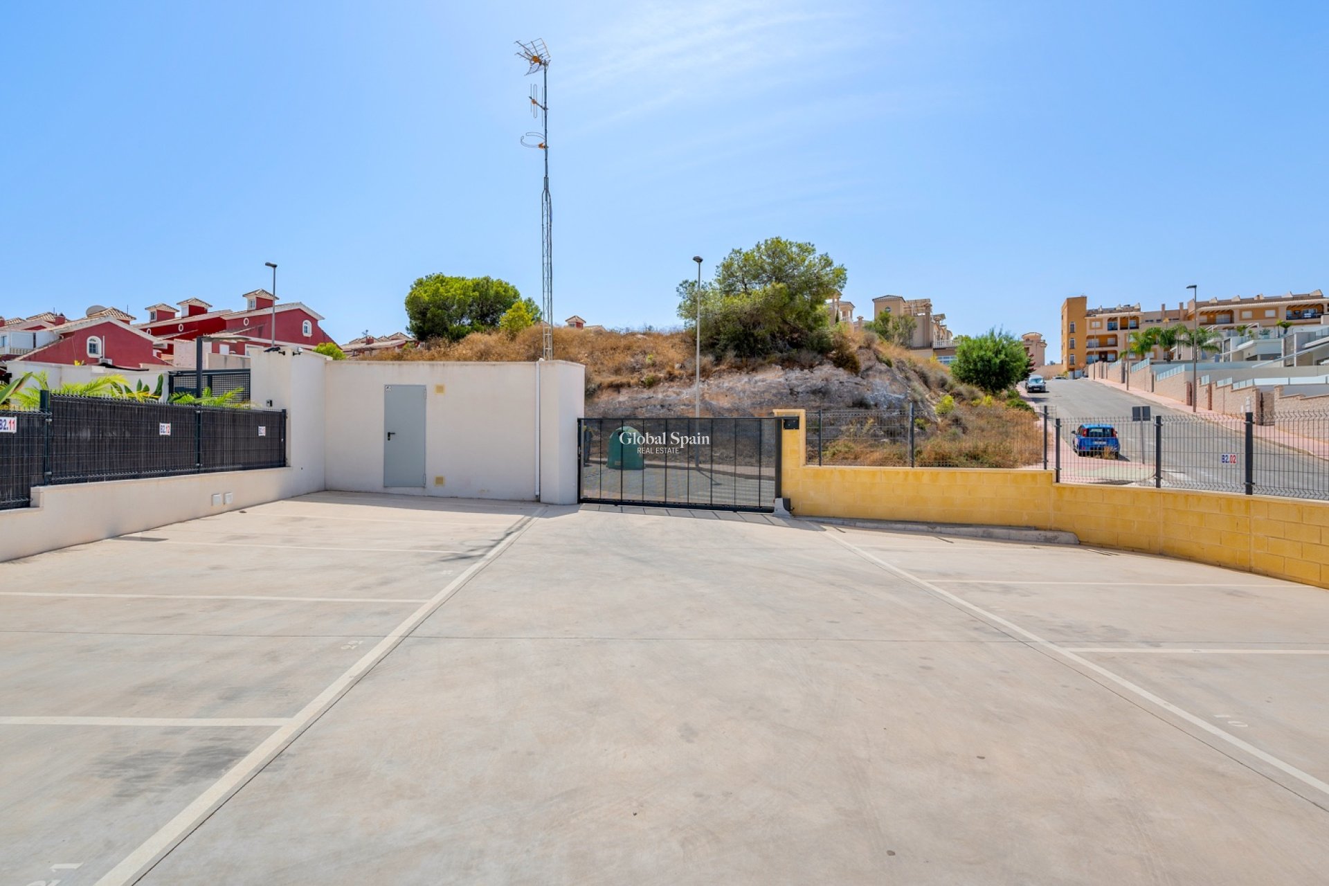 Venta - APARTAMENTO -
ORIHUELA COSTA - VILLAMARTÍN