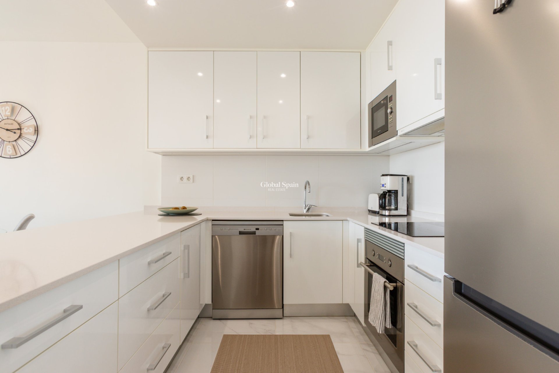 Venta - APARTAMENTO -
ORIHUELA COSTA - VILLAMARTÍN