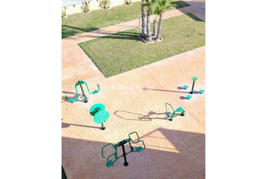 Venta - Apartamento -
ORIHUELA COSTA - VILLAMARTÍN