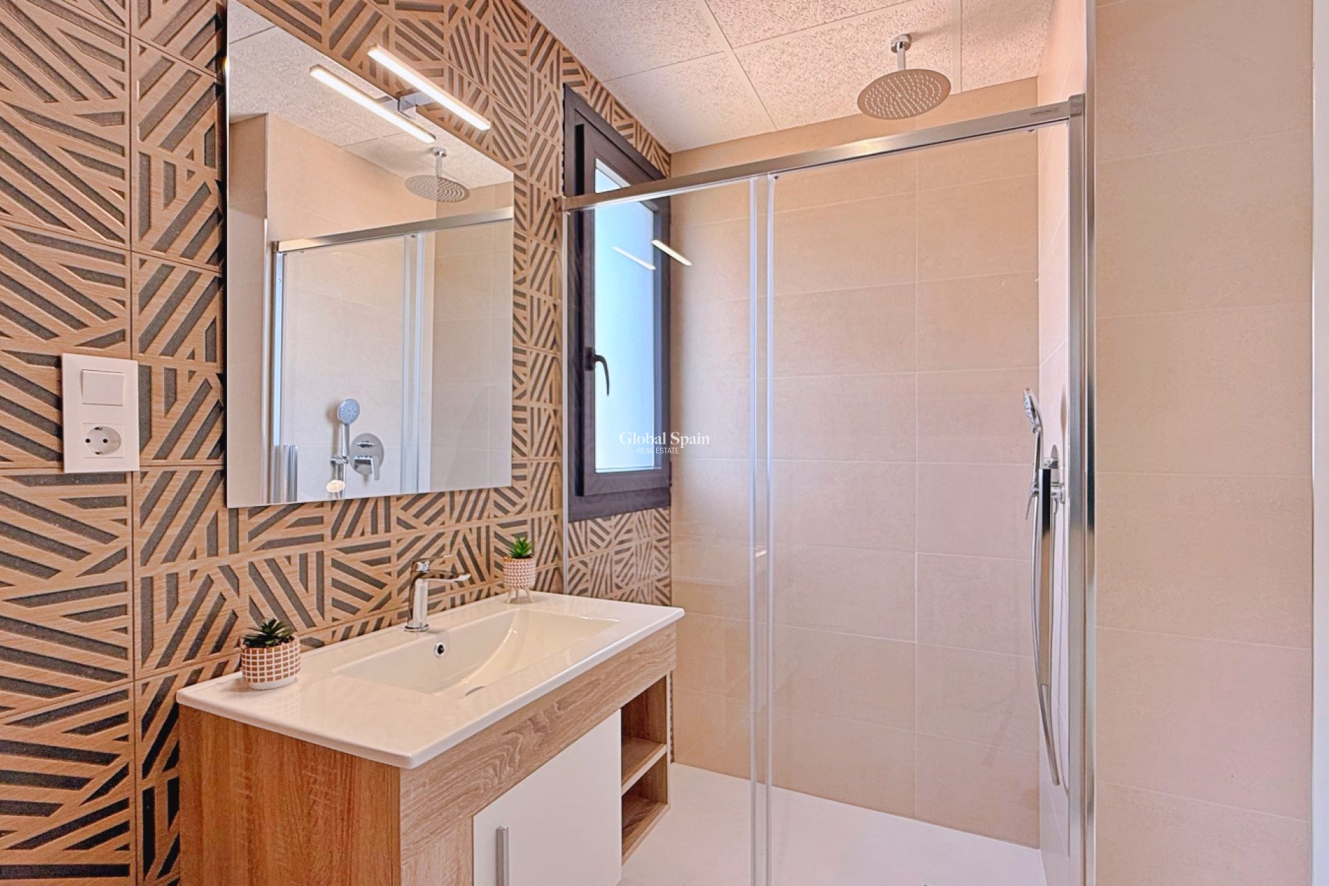 Venta - APARTAMENTO -
ORIHUELA - Inland