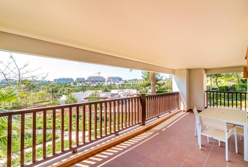 Venta - Apartamento -
ORIHUELA - LAS COLINAS GOLF RESORT