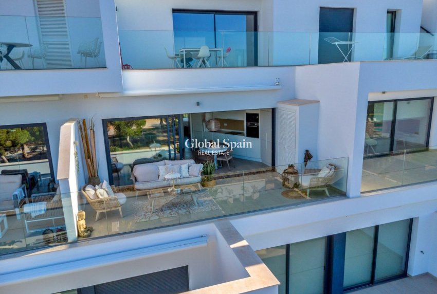 Venta - APARTAMENTO -
ORIHUELA - LAS COLINAS GOLF RESORT