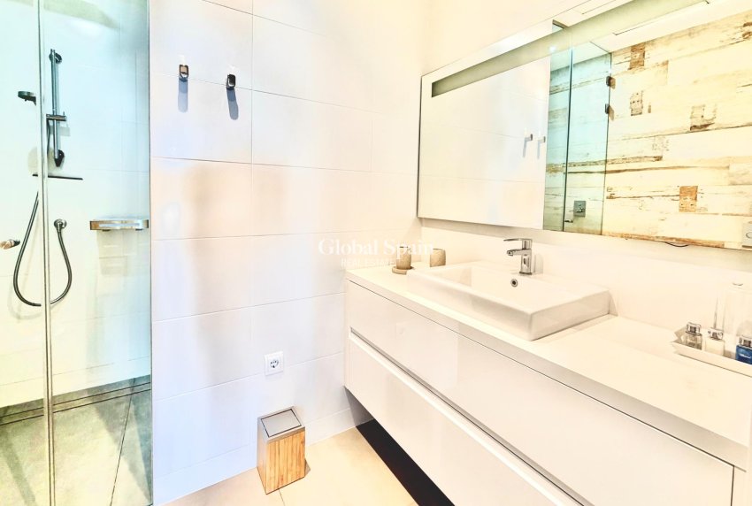 Venta - APARTAMENTO -
ORIHUELA - LAS COLINAS GOLF RESORT