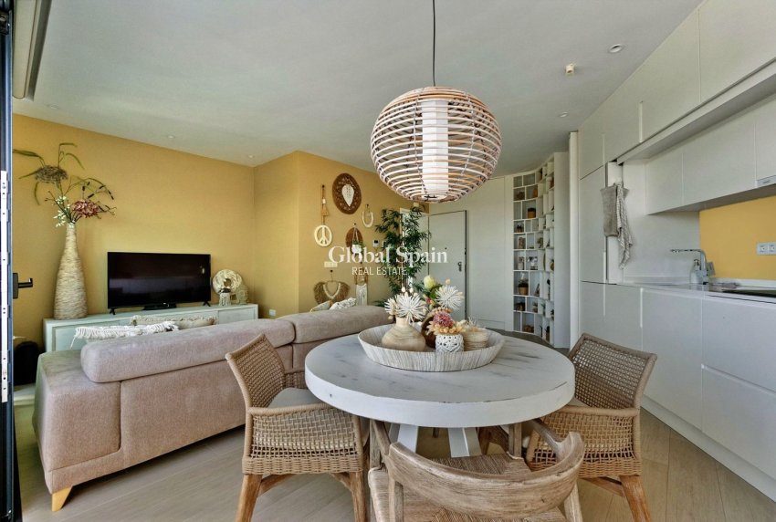 Venta - APARTAMENTO -
ORIHUELA - LAS COLINAS GOLF RESORT