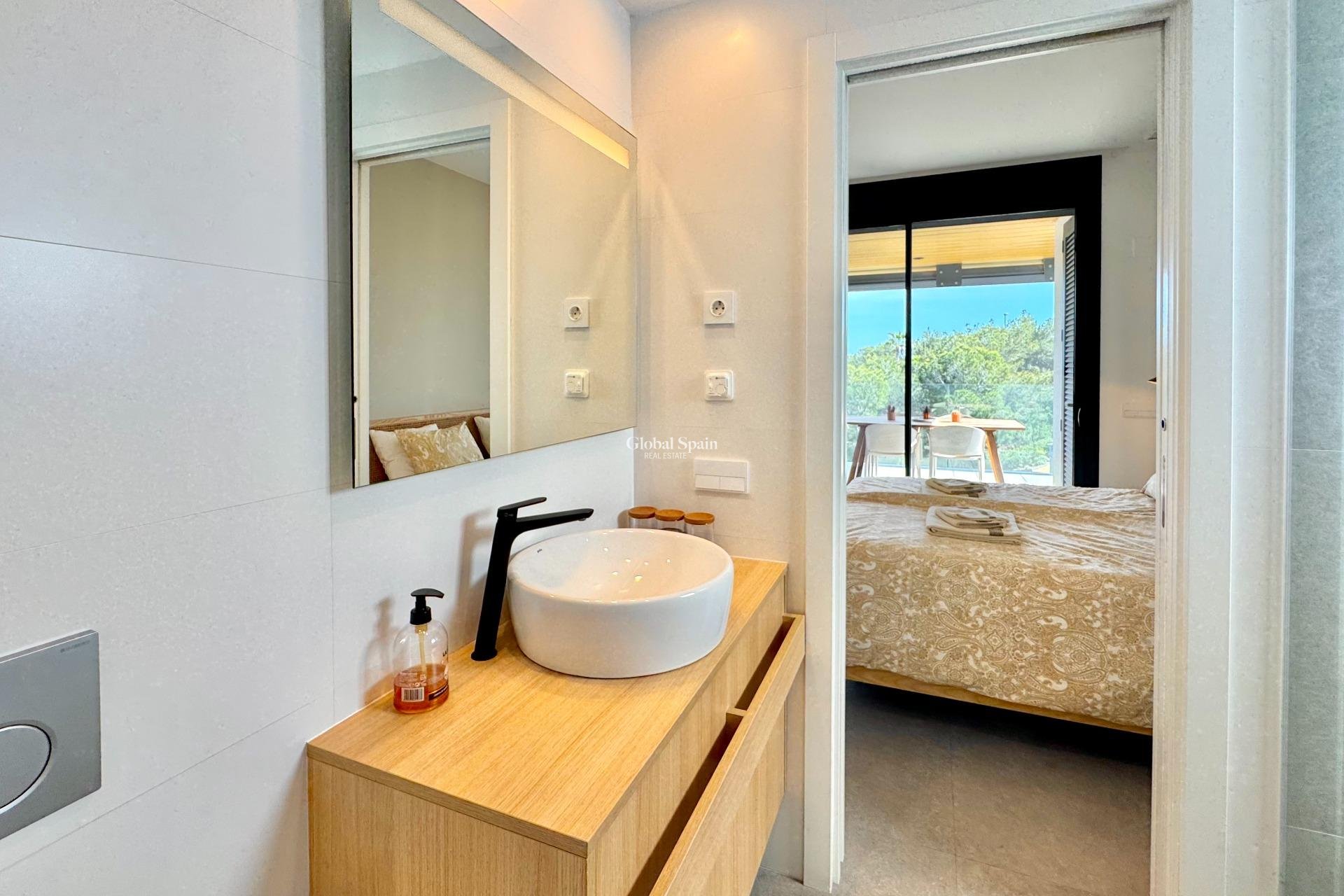 Venta - APARTAMENTO -
ORIHUELA - LAS COLINAS GOLF RESORT