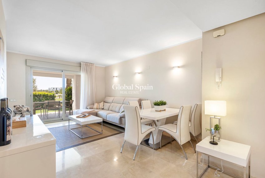 Venta - APARTAMENTO -
ORIHUELA - Las Colinas