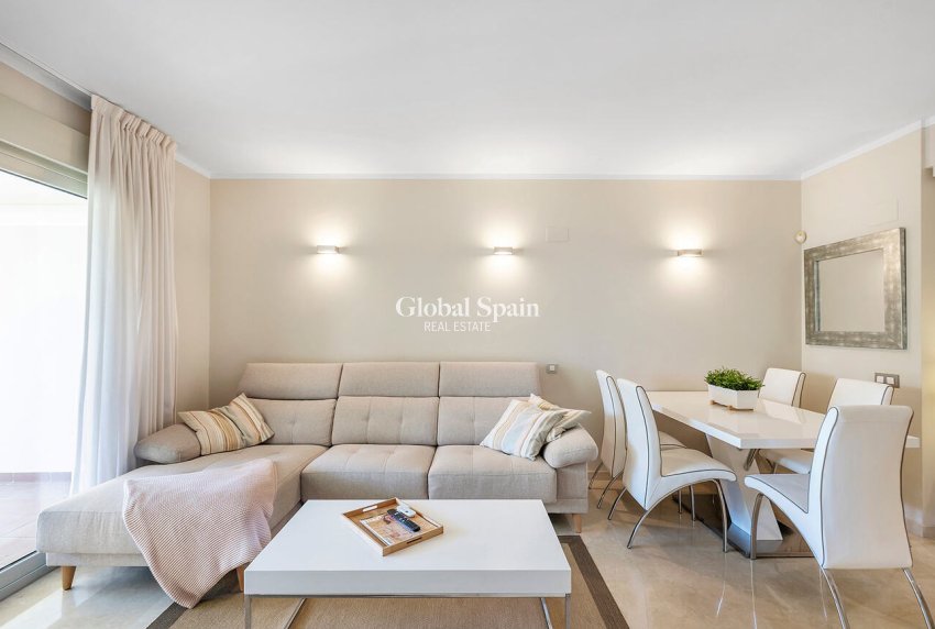 Venta - APARTAMENTO -
ORIHUELA - Las Colinas