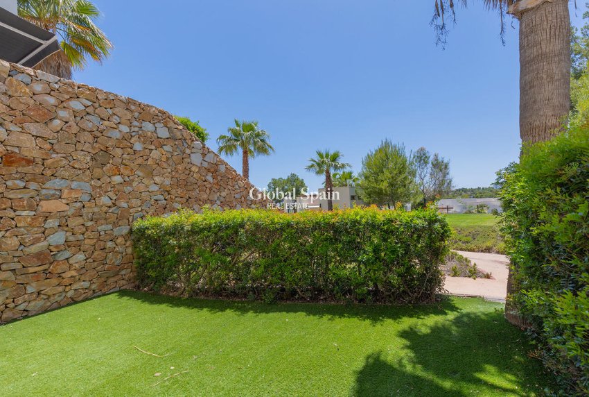 Venta - APARTAMENTO -
ORIHUELA - Las Colinas